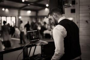 Metro Detroit Wedding DJ